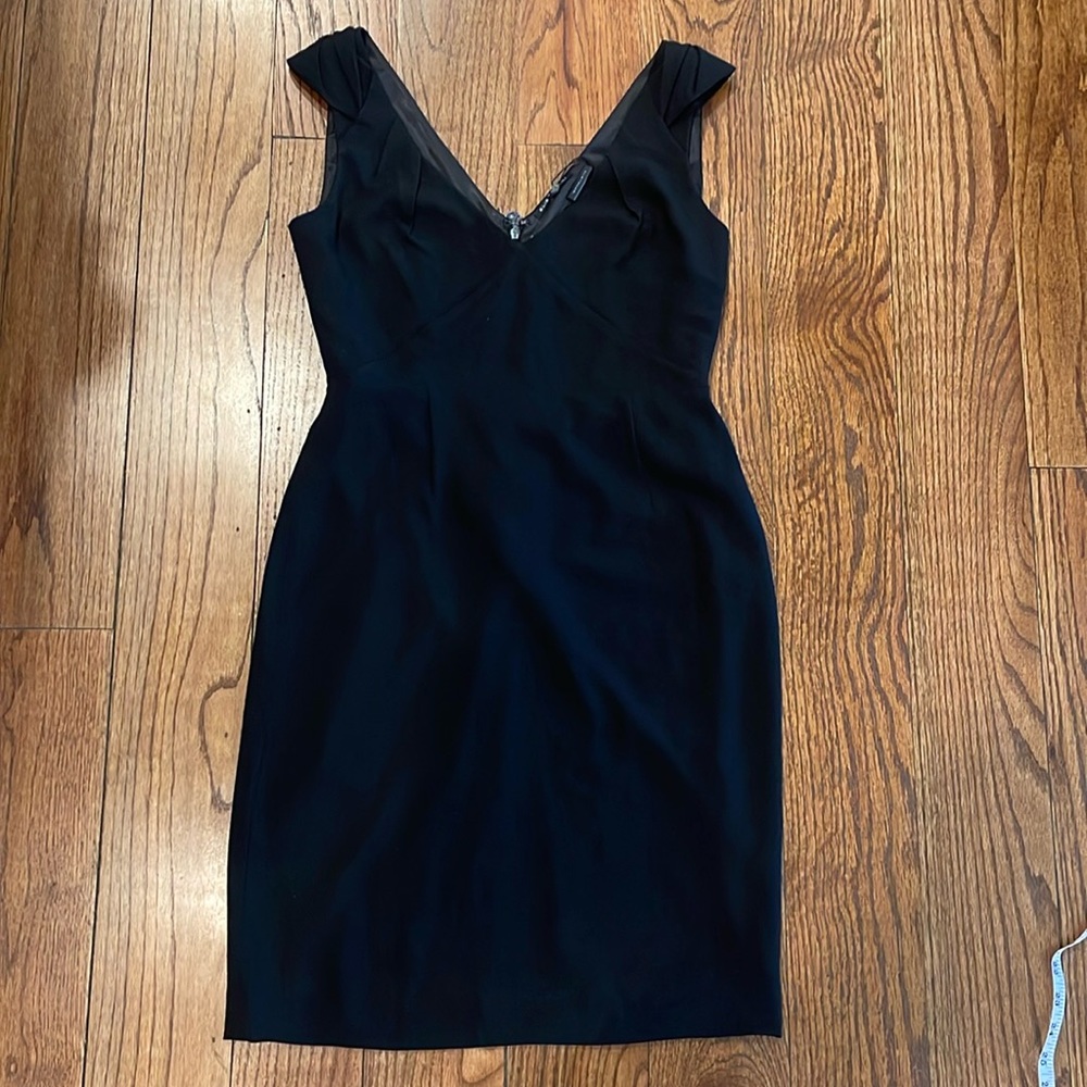 Elie Tahari Black V-Neck Sleeveless Dress, 4